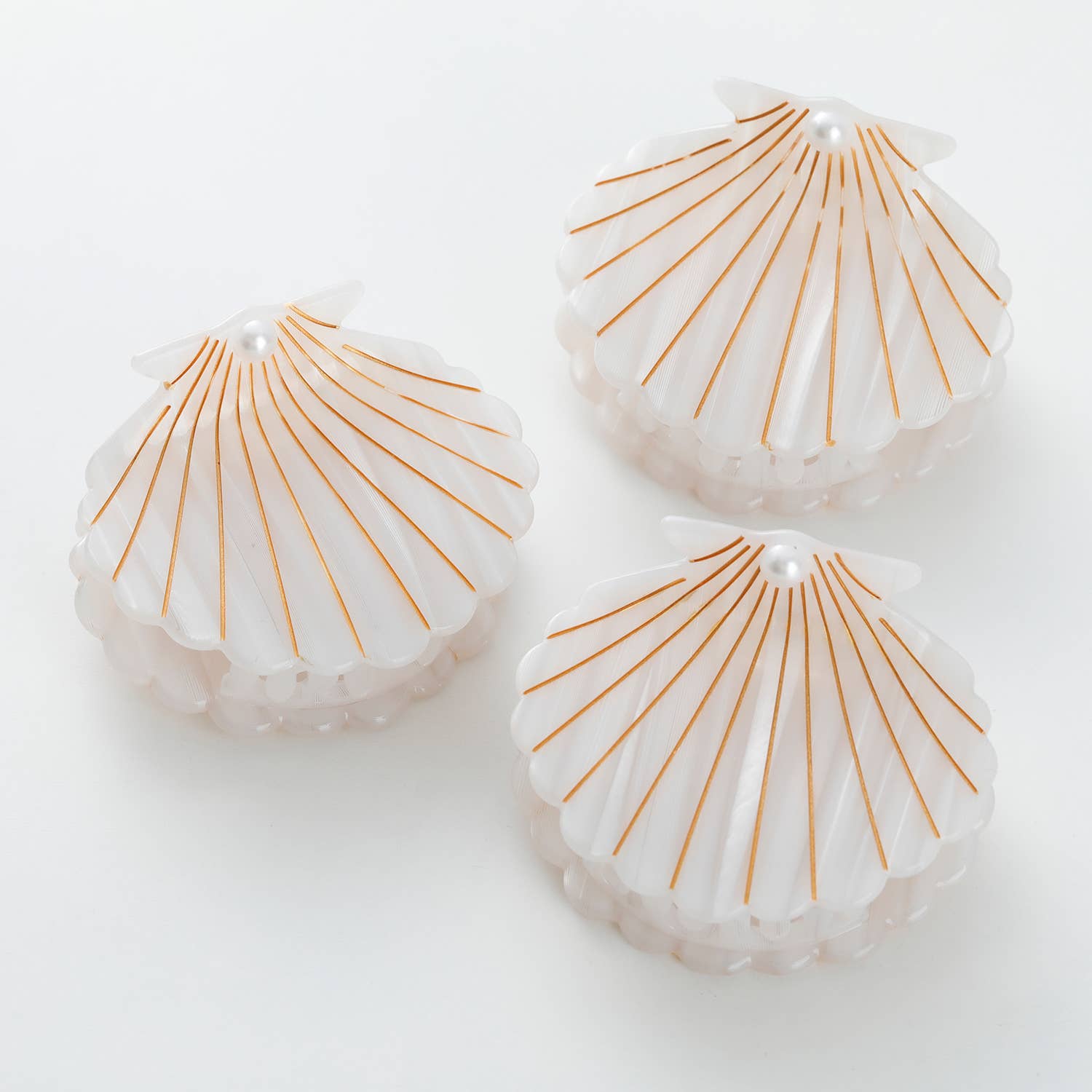 Hair- Opal Pearl Seashell Claw Clip - Medium