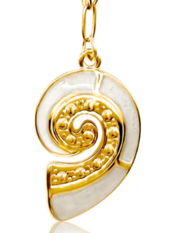 Ellie Vail - Celenia Shell Pendant Necklace