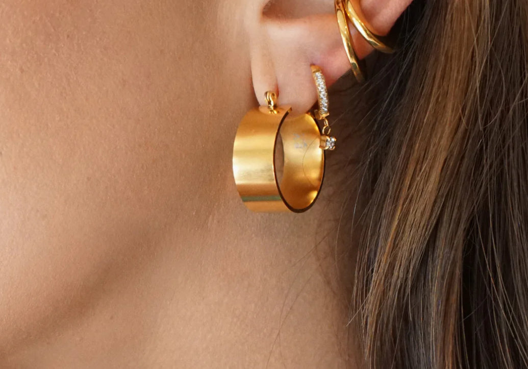 Ellie Vail - Lia Wide Hoop Earring - Gold