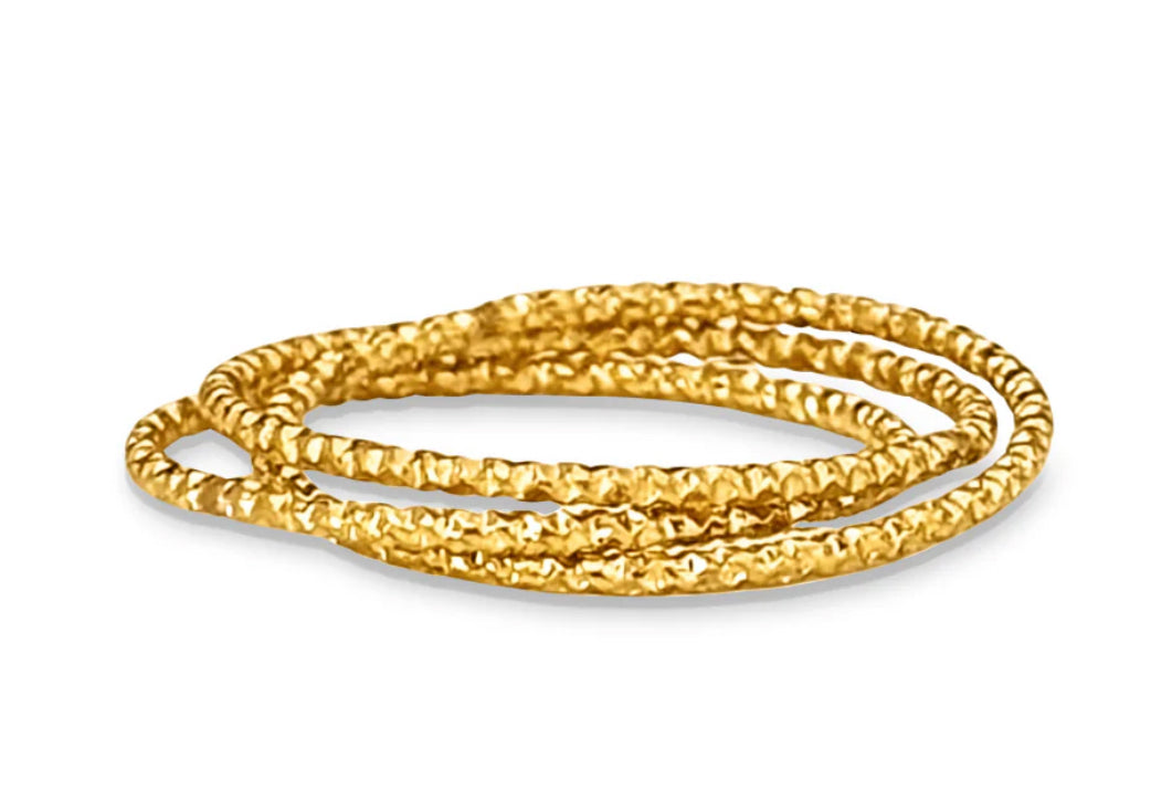 Ellie Vail - Blair Interlocking Hammered Ring - Gold - US 7