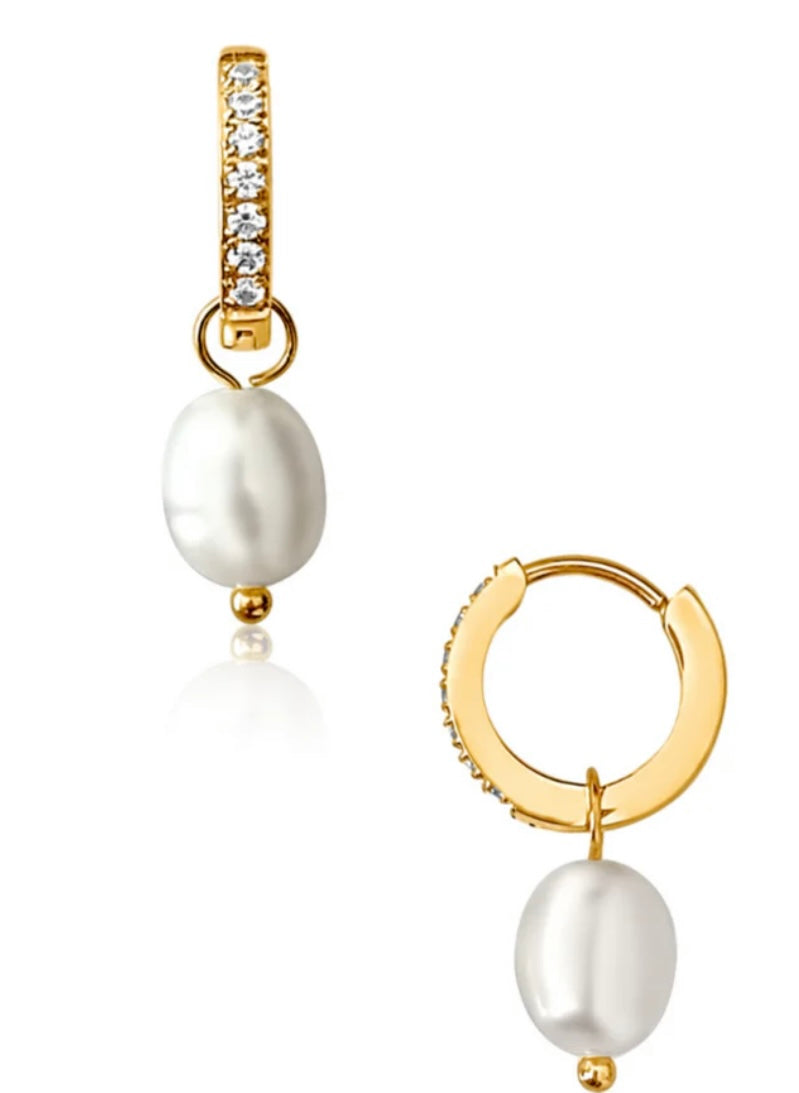 Ellie Vail - Georgie Huggie Hoop Pearl Earring
