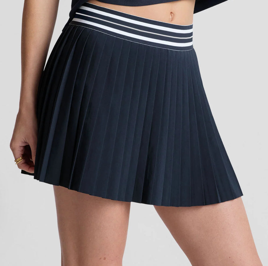 Beyond Yoga - If You Pleats Tipped Elastic Mini Skirt (nocturnal navy)