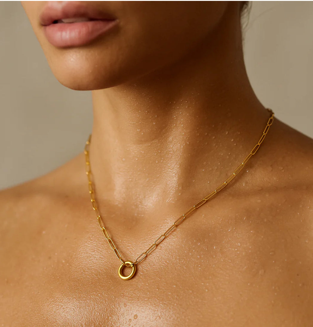 Ellie Vail- Gold Margaret Paper Clip necklace