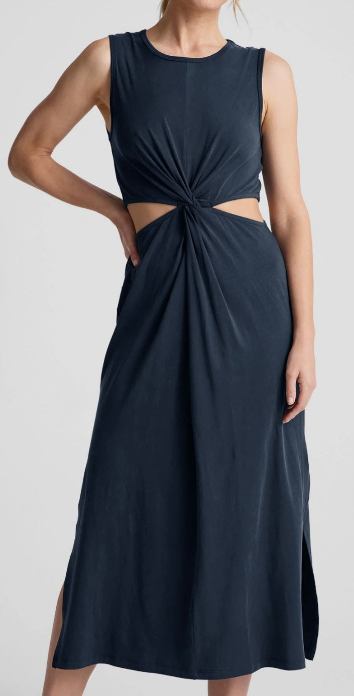 Beyond Yoga - Around The World Front Twist Dress (Nocturnal Navy)