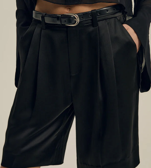 The Favorite Daughter - The Low Favorite Bermuda Short (black)