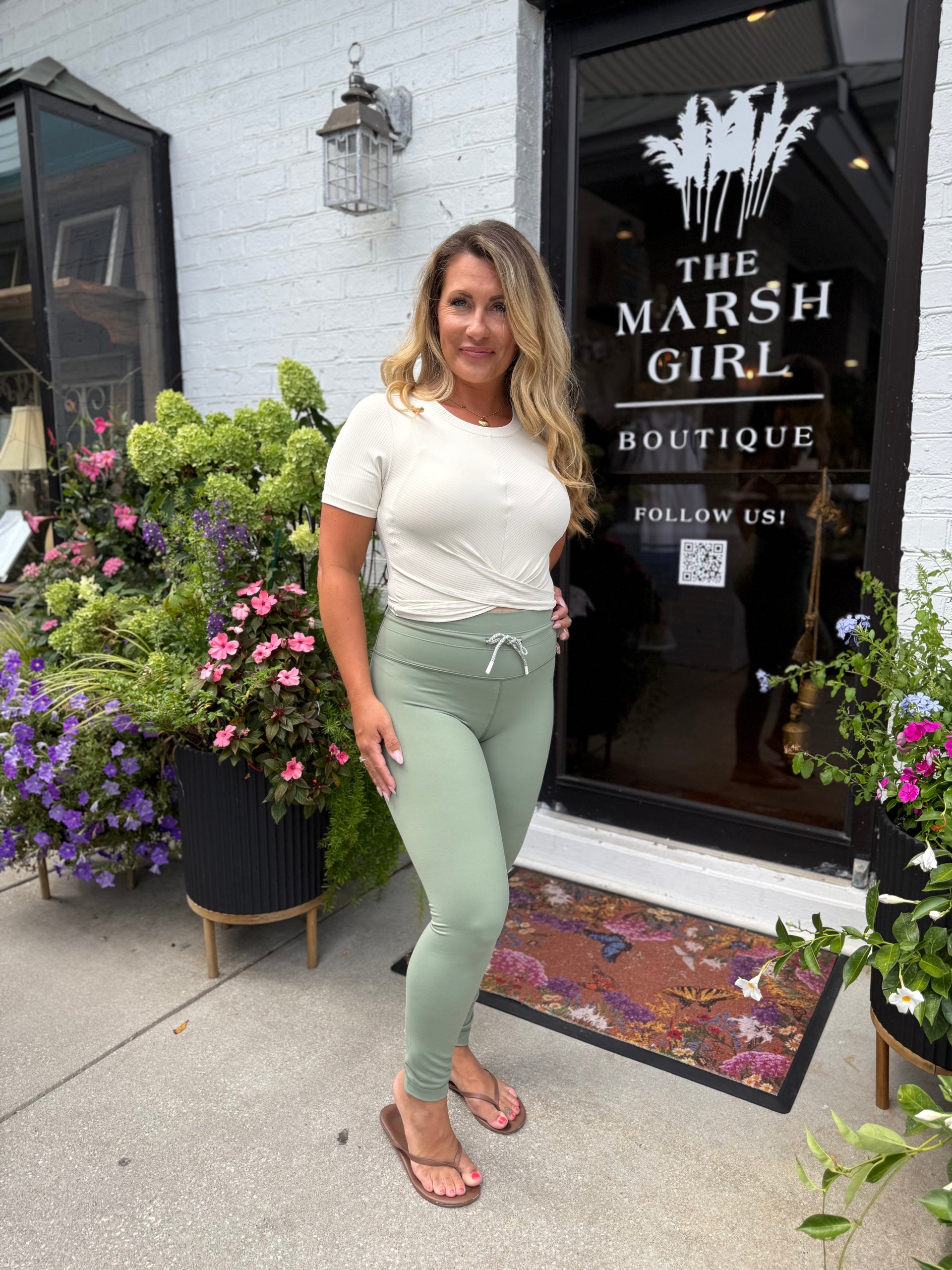 Cream Yoga - Cream Summer Crop Top