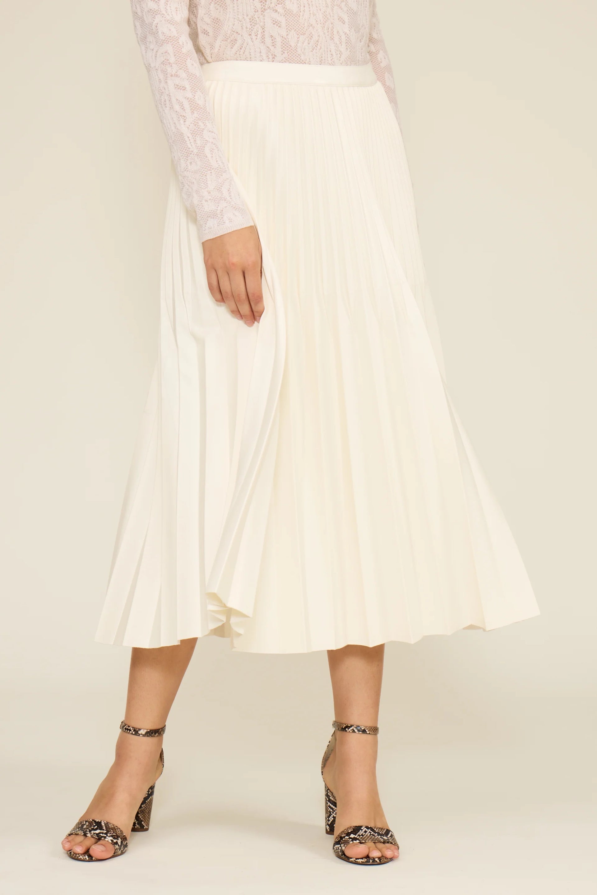 Lucy Paris - Cream Billie Pleated Skirt