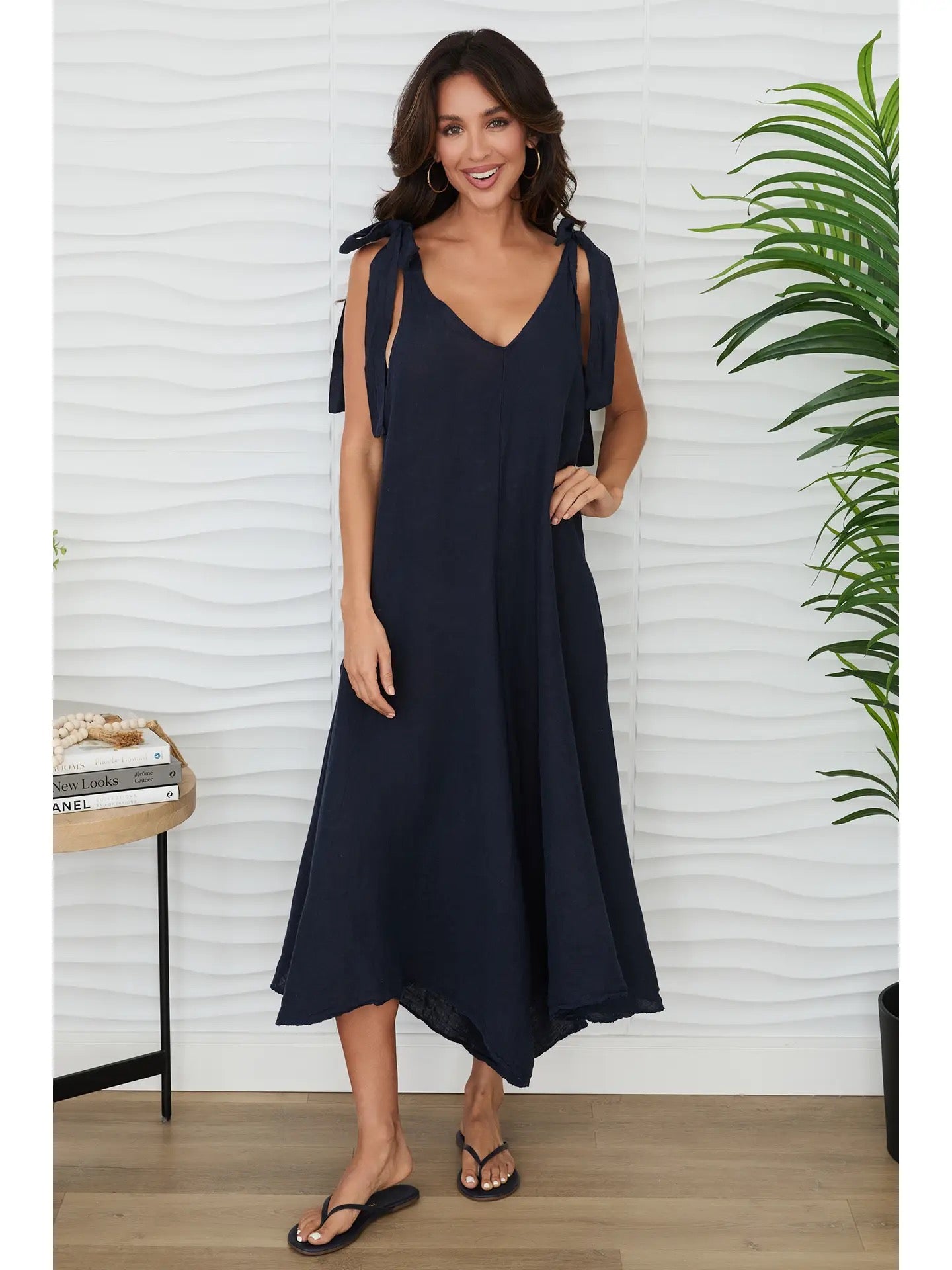 Milio Milano - Tie Shoulder V-Neck Linen Jumpsuit