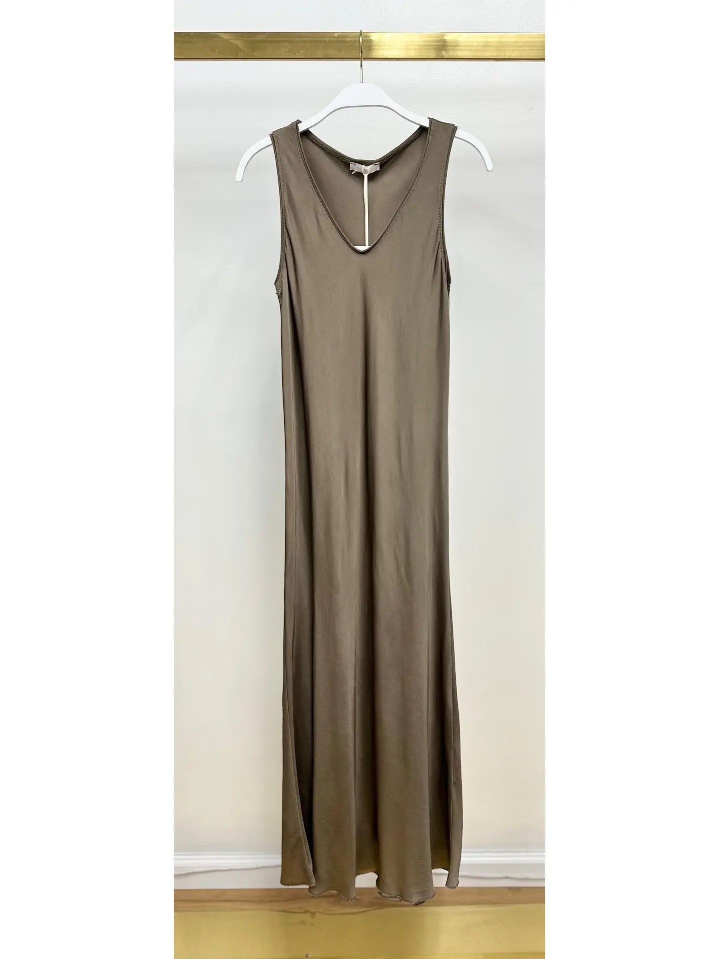 Milio Milano - Silk V-Neck Sleeveless Bias Cut Maxi Dress