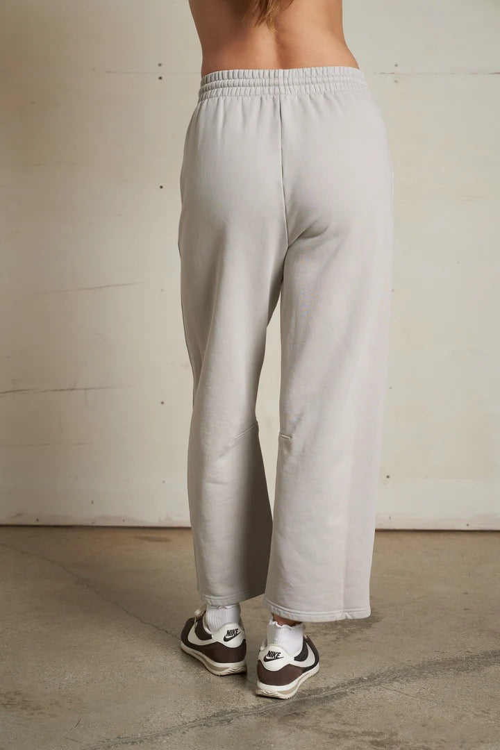 perfectwhitetee - Silver Fallon Fleece Barrel Leg Sweatpants