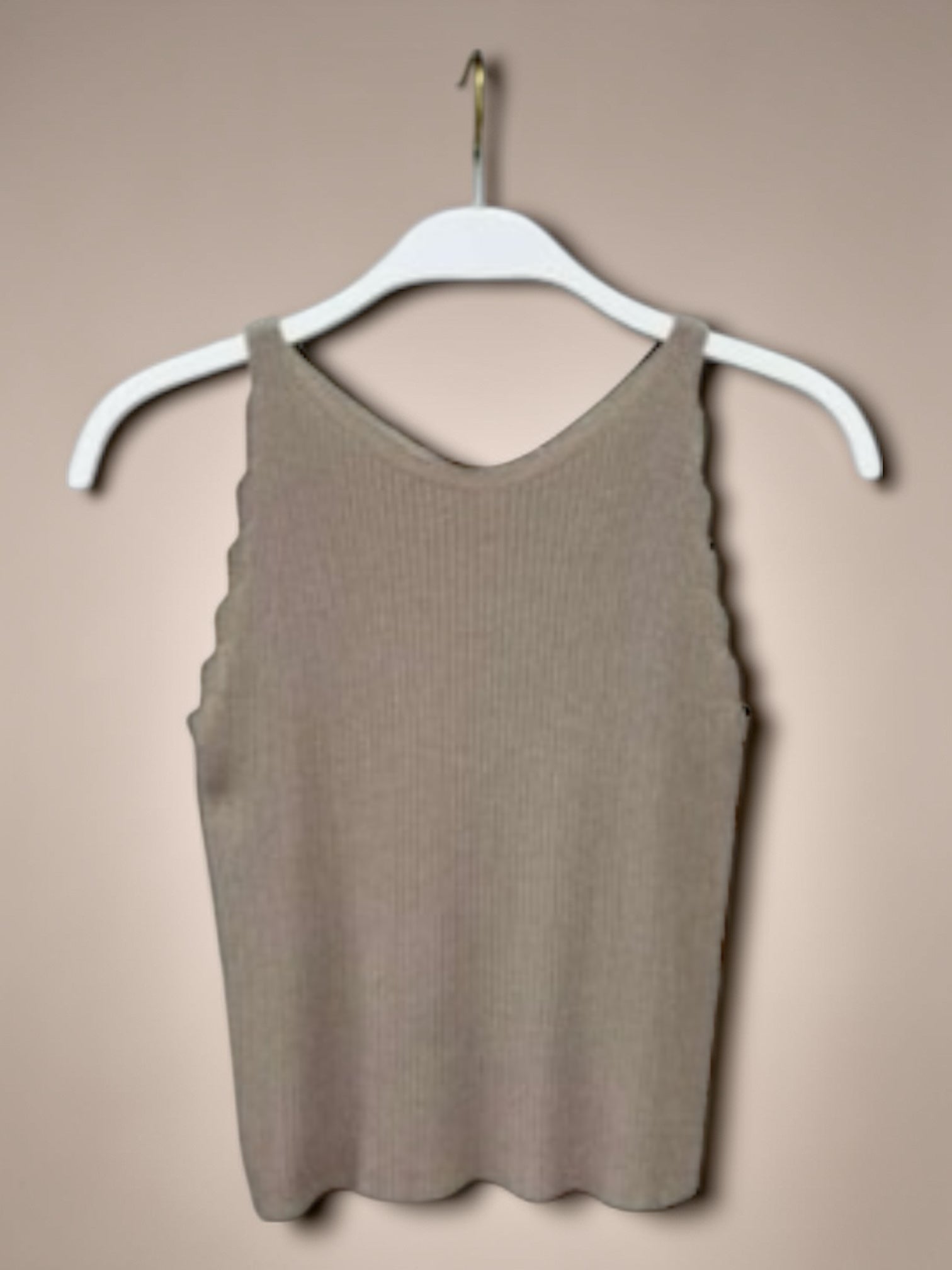 Milio Milano - Viscose Rib Scallop Trim Tank Top