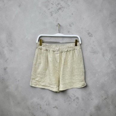 Milio Milano - Button Detail Elastic Waistband Linen Shorts With Pockets