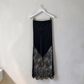 Milio Milano - Maxi Skirt With Lace Hem