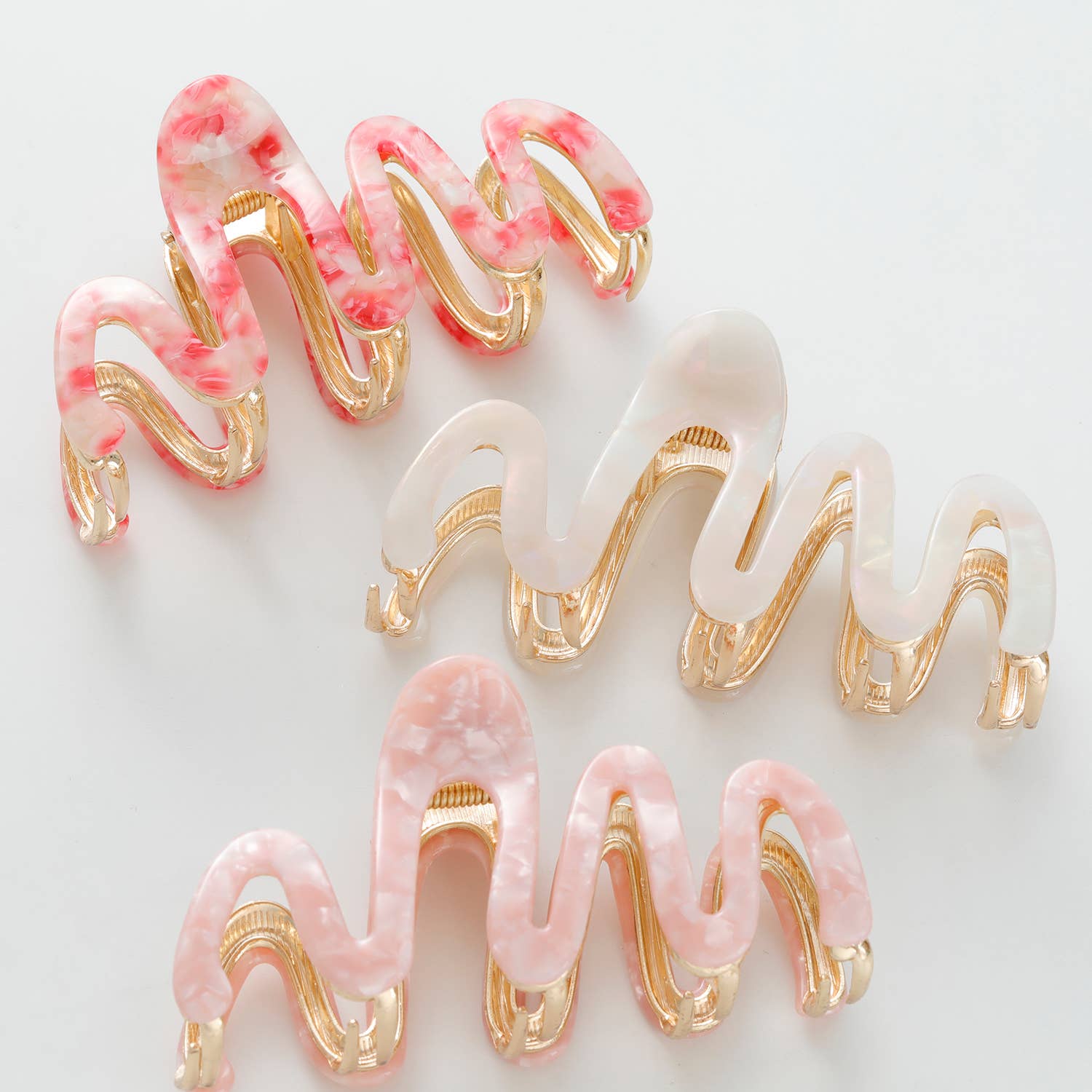 Hair- Willow Rosé | Large Squiggle Metal Claw Clip