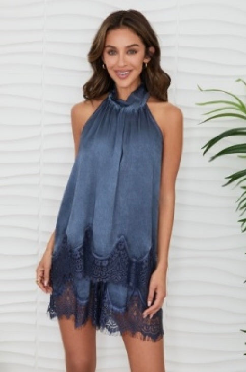 Milio Milano - Lace Hem Sleeveless Halter Top